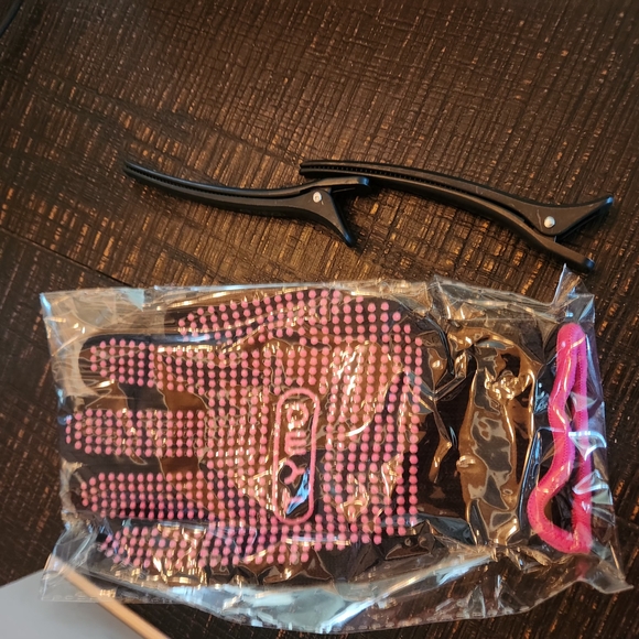 Pink Hair Straightener - Picture 3 of 6